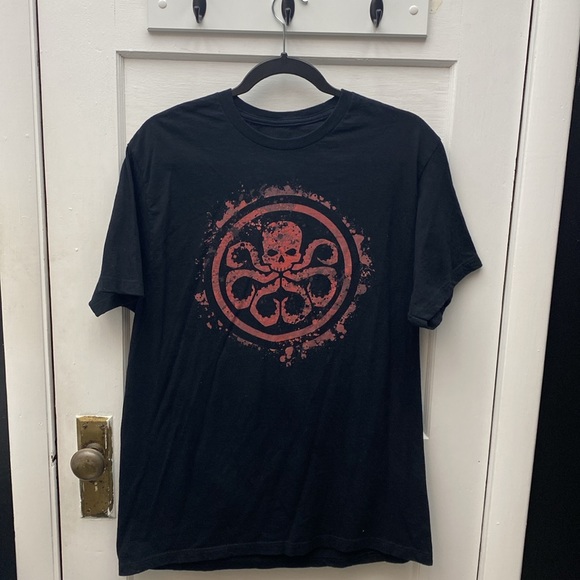 Source Unknown Other - Hydra Symbol Black Graphic Tee